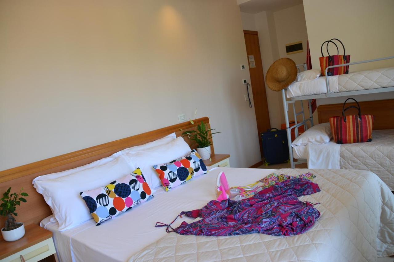 Hotel Apogeo - Breakfast Experience Rimini Exterior photo